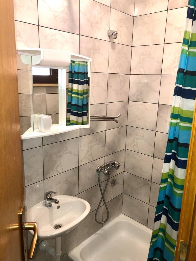 Apartments Damir 2838 Лопар Номер фото
